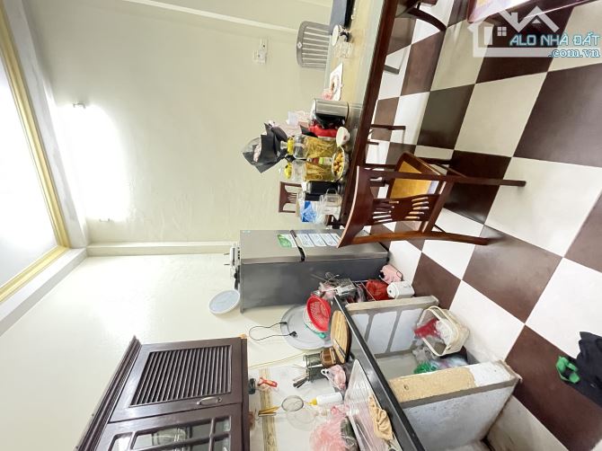 🏡 BÁN NHÀ LÔ GÓC – PHỐ NGUYỄN KHOÁI –Ô TÔ CÁCH 30M ,TRƯỚC NHÀ THOÁNG - 4