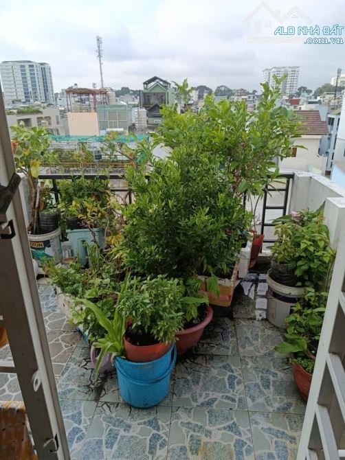 Bán nhà 5 tầng sát mặt tiền đường Nguyễn Tiểu La phường 8 quận 10 - 4