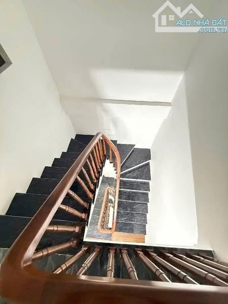 BÁN NHÀ LƯƠNG SỬ C - DIỆN TÍCH RỘNG - MẶT NGÕ THOÁNG - GẦN OTO TRÁNH - 45M2 - 9.6 TỶ - 4
