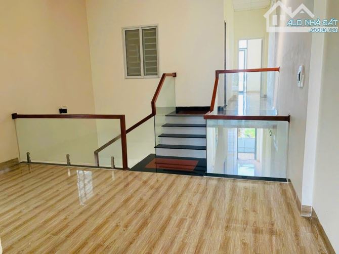 BÁN NHÀ SÁT SÔNG TRƯƠNG QUANG ĐƯỢC ĐƯỜNG 10,5M HÒA XUÂN ĐIỆN ÂM, SẠCH ĐẸP CHO THUÊ 14,5 TR - 4
