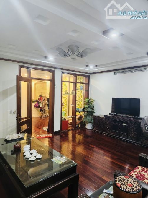 NHÀ PHÂN LÔ VỈA HÈ Ô TÔ TRÁNH HÀNG HIẾM HAI BÀ TRƯNG 75M2 5T MT 5.5M GIÁ 21 TỶ - 4