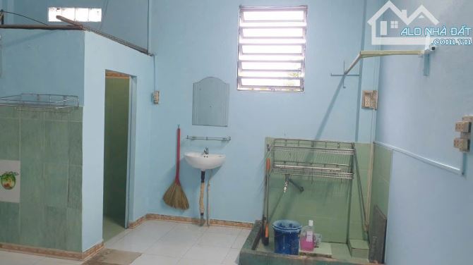 cho thuê nhà rộng hẻm 7 bờ kè nguyễn văn linh 75m2 giá 3.5tr lộ ô tô - 4