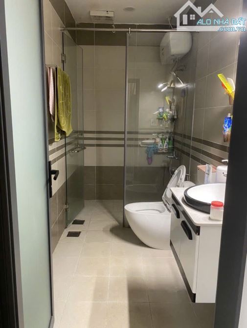 NHÀ 2 TẦNG – DIỆN TÍCH 81M² (NGANG 7M) -  HẺM XE HƠI TRÁNH - ĐƯỜNG TAM ĐA - 4