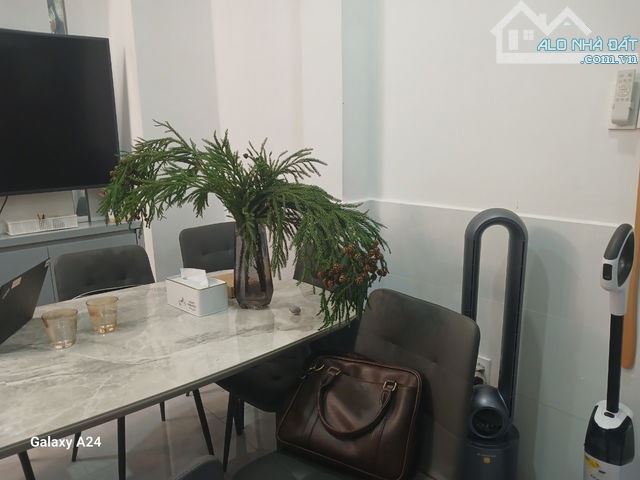 BÁN NHÀ ĐẸP QUẬN 10 –  ĐƯỜNG 3/2 – GIÁ CHỈ 7 TỶ còn TL- NGANG 5M- 4 TẦNG - 5