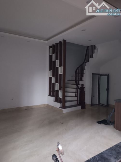 Bán nhà Liên Mạc, Bắc Từ Liêm, 33m2, 5 tầng, mặt tiền 6m, giá 7 tỷ - 5