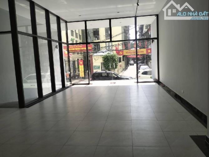 CẦN BÁN GẤP CĂN HỘ CC LẠC CHUNG - HAI BÀ TRƯNG - 130 M2- 4Pn - 2wc - LO GÓC -2 BK - 9,6 TỶ