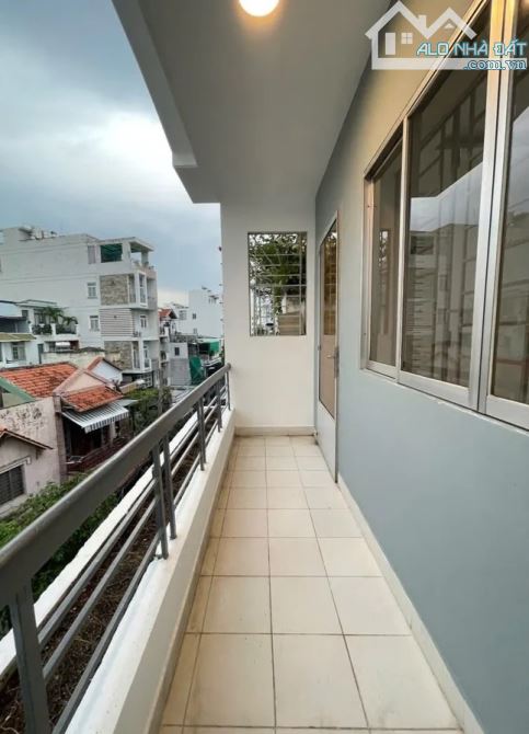 NHÀ BÁN MT PHƯỜNG 11 - Phú NHUẬN - 4 TẦNG (4,6 X14M) chỉ 13 tỷ hơn. - 5