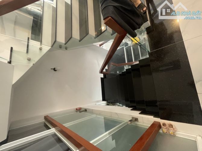 🏡 Sát Tân Kỳ Tân Quý – gần cầu Tham Lương – Nhà 5 Tầng – Chủ bán gấp vay bank 3 tỷ - 5