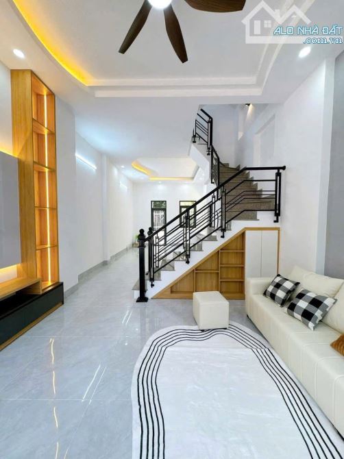 NHÀ ĐẸP GIÁ 2 TỶ 5 MT GẦN BƯU ĐIỆN VH LONG TRẠCH, PHÁP LÝ RÕ RÀNG - 90M2 - 5
