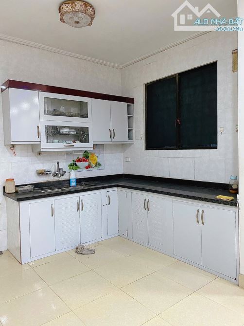 BÁN NHÀ NGUYỄN LƯƠNG BẰNG ĐỐNG ĐA 55m 5Tầng Mt 6m GIÁ 12 TỶ NGÕ THÔNG KINH DOANH. - 5
