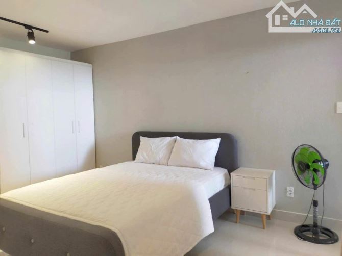 Cho thuê chung cư Dic phoenix 2PN full nội thất hiện đại view biển - 5