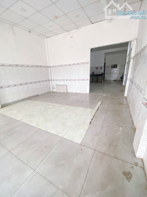 MẶT TIỀN NGUYỄN DUY TRINH - PHÚ HỮU - QUẬN 9 - NHÀ 2 TẦNG - 95M2 - 5