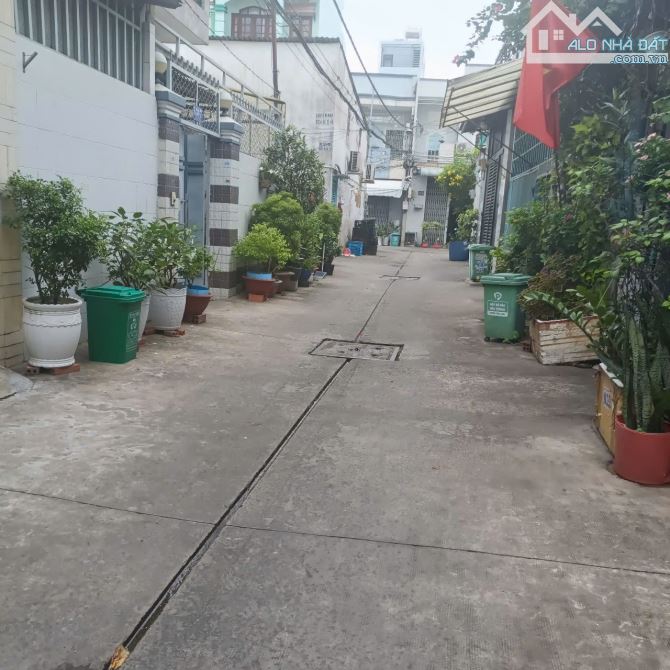 BÁN NHÀ ĐƯỜNG BÌNH TRỊ ĐÔNG,NGAY TÊN LỬA NỐI DÀI(4,5 x 14 x 2 TẦNG) 5.4 TỶ TL - 5