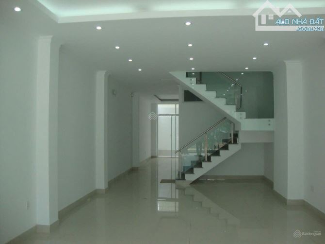 Nhà 4 tầng MT đường Nguyễn Quý Đức, An Phú - An Khánh Q2. DT 5x20. Giá 31 tỷ TL - 5