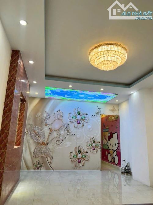 Nhà Hẻm 6M DT 50M2 (4m x 12.5m) Hương Lộ 2 - 3 Tầng Giá 5T48 - 5