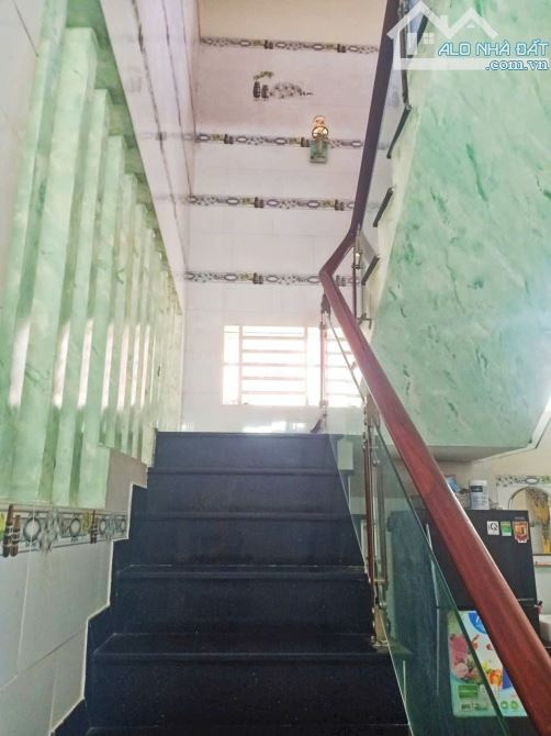 80M2 - 2 TẦNG -.PHÁP LÝ CHUẨN , SHR -.HXH - GIÁ CHỈ 4,5 T.Ỷ - HIỆP THÀNH Q12 - 5