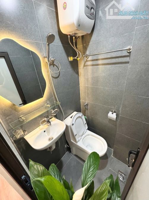 NHÀ ĐẸP 5 TẦNG TT ĐỐNG ĐA – FULL NỘI THẤT CAO CẤP –  50M RA PHỐ - NHỈNH 4 TỶ - 5