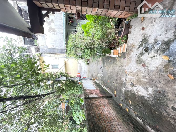 🏡 BÁN NHÀ LÔ GÓC – PHỐ NGUYỄN KHOÁI –Ô TÔ CÁCH 30M ,TRƯỚC NHÀ THOÁNG - 5