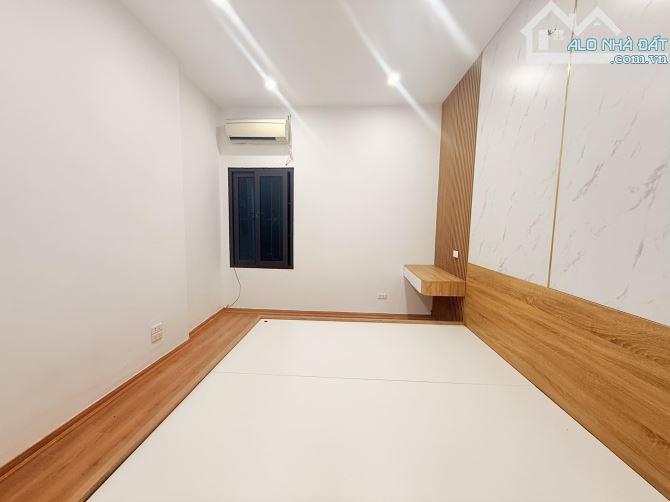 💥SIÊU ĐẸP CỦA NĂM: Đốc Ngữ 37m2, gần phố, dân xây, full NT, thoáng trước sau, gần Hồ Tây - 6