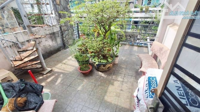 HẺM XE HƠI SAU LƯNG UBND XÃ BÀ ĐIỂM -76M2- SỔ HỒNG RIÊNG  CHỈ NHỈNH 2 TỶ. - 6