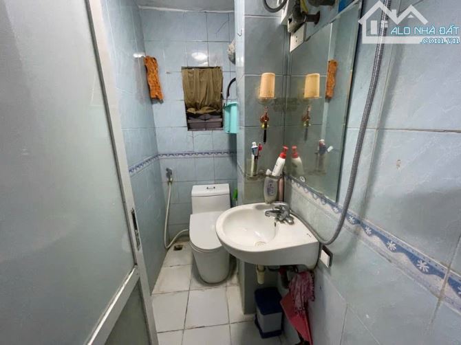 Bán Đất- Tặng Nhà. ĐC Tô Tiền, Khâm Thiên. DT 24m2 – 5 Tầng – 4.4m Mặt Tiền. Giá TL 6.4 Tỷ - 6