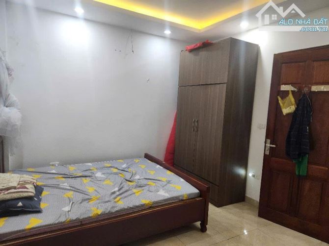 NHÀ ĐẸP XÓM GIẾNG MỚI TỨ HIỆP 30M2, 5 TẦNG, MẶT TIỀN 6M CHỈ NHỈNH HƠN 5 TỶ SIÊU HIẾM - 6