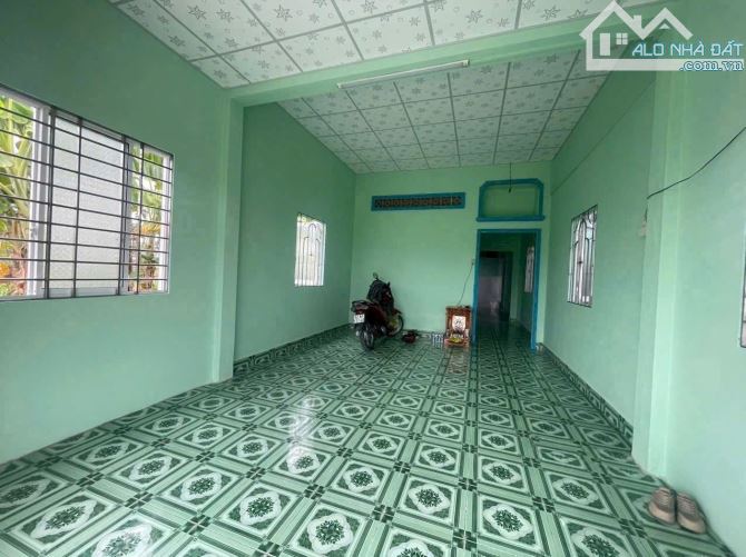 Hàng ngộp, nhà cấp 4 mới xây có 118m2 đất thổ cư đường ô tô chỉ 1.38 tỷ - 6