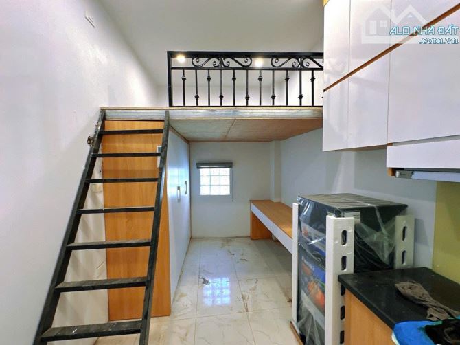 BÁN NHÀ 6 TẦNG THANG MÁY 18 PHÒNG TRUNG TÂM CẦU GIẤY NGÕ RỘNG 70m MT 6M GIÁ 20 TỶ - 6