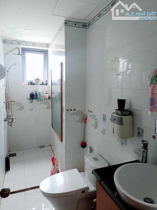 HẺM XE HƠI Nhà trệt 2 lầu Linh Xuân chỉ 5,05 Tỷ - 6
