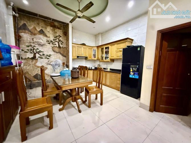 Nhà bán Lê Trọng Tấn - 118m2 - phân lô - ô tô - gần phố - MT 6m - sổ vuông - CCMN - 42 tỷ - 6