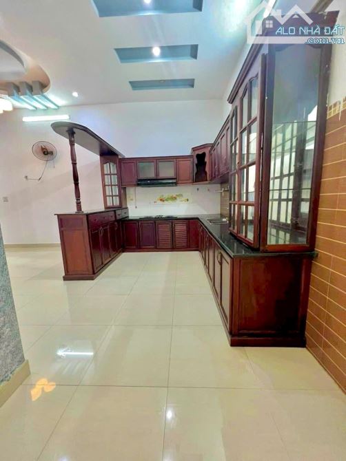 BÁN NHÀ TÂN PHONG, 1TRỆT 1LẦU LỬNG, SỔ HỒNG THỔ CƯ, ĐƯỜNG 5m, SÂN ĐẬU 3 OTO (NP821) - 6