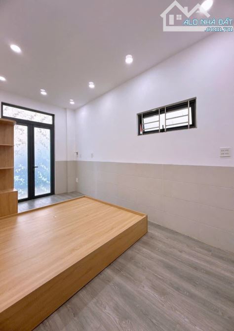 bán căn nhà mới 1 trệt 1 lầu full nội thất , gốc 2 mặt tiền hẻm 77 phạm ngũ lão - 6