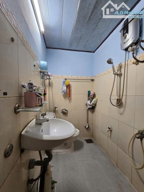 📌📌📌LÀM VIỆC TRỰC TIẾP GIÁ TỐT !!! bán nhà gác lửng kiệt 546/ tôn đản - 6