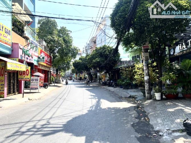 Mặt tiền Ni Sư Huỳnh Liên, Lô góc, ngang hơn 6m, Giáp Q11 - 6