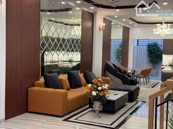 Cần bán nhà mặt tiền đường số 13 KĐT Hà Quang 2 siêu đẹp - 7
