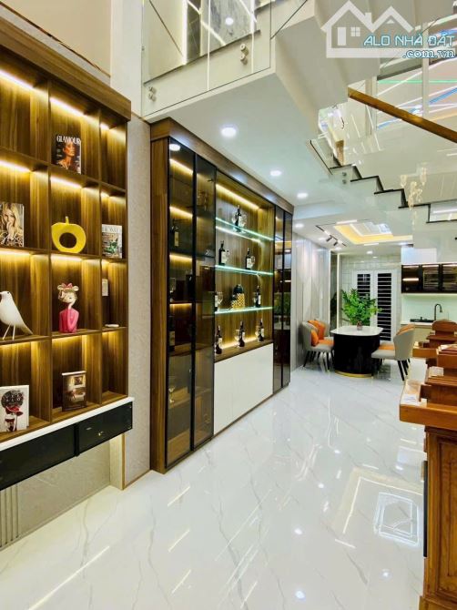 Nhà 5 tầng FULL NỘI THẤT đường SỐ 3, phường 9 Quận Gò Vấp DT 58,2m2 (4x15) đường thông 10m - 7