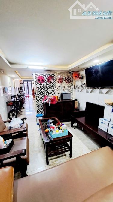 Mẫu 2 – Nhà đẹp, vị trí vàng, an ninh tuyệt đối 💎 BÁN NHÀ NỞ HẬU PHONG THỦY – NỘI THẤT CA - 7