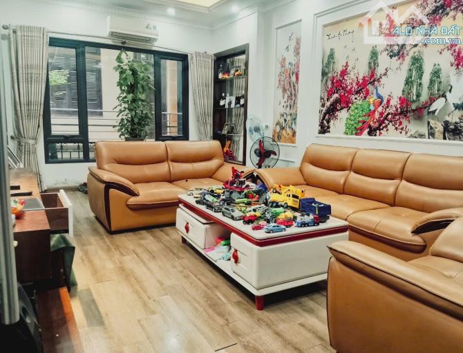 BÁN NHÀ 5 TẦNG NGUYỄN KHÁNH TOÀN 60m² 3.6M MẶT TIỀN 14 TỶ Ô TÔ TRÁNH VỊ TRÍ ĐẮC ĐỊA - 7
