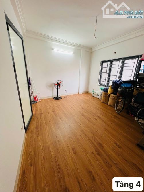 Nhà 34m2 x 5 Tầng Phố Trạm, Ngõ Nông Ít Nhà, Ô Tô Gần – Nhỉnh 6 tỷ - 7