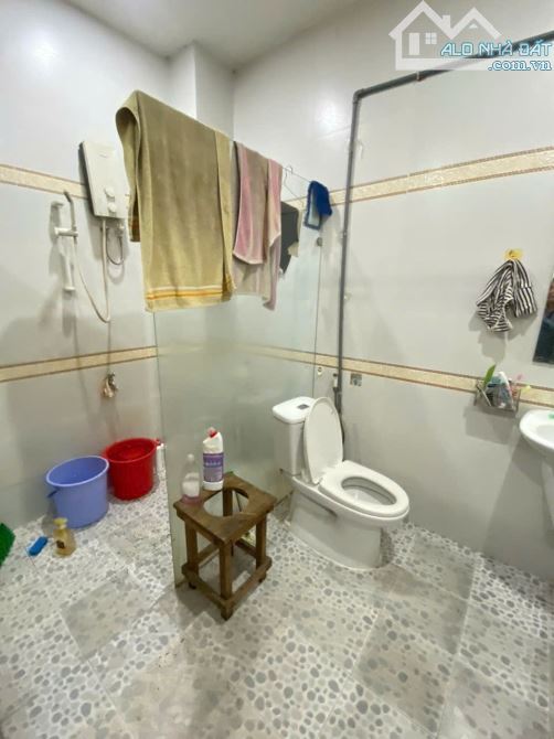 Bán nhà 1 trệt 1 lầu MT đường GS17 p.Dĩ An Tp.Dĩ An  DT: 200,4m2, thổ cư: 100% (10x20m) - 7