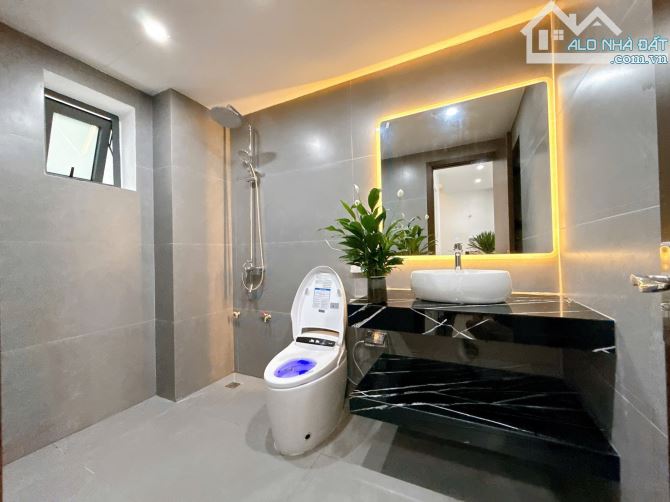 BÁN NHÀ LK KĐT ĐỊNH CÔNG. 80M2 - 6 TẦNG, THANG MÁY, GARA Ô TÔ. VỈA HÈ RỘNG. - 7
