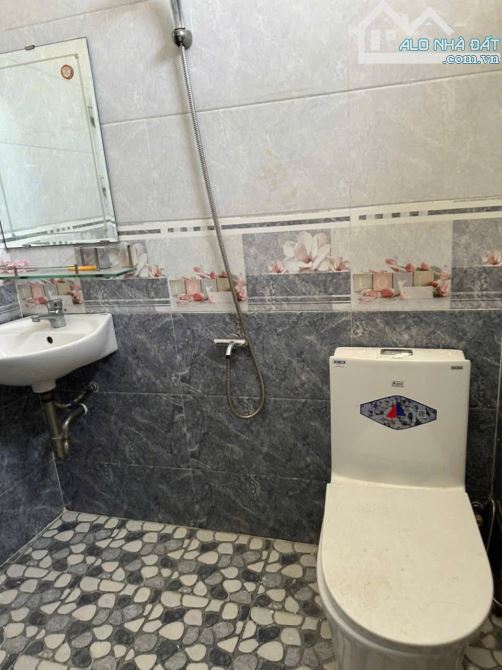 📌📌📌Làm việc trực tiếp!!! 🏠 Chào bán căn nhà gác lững đúc Kiệt 59 Ngô Chân Lưu Hoà Minh - 7