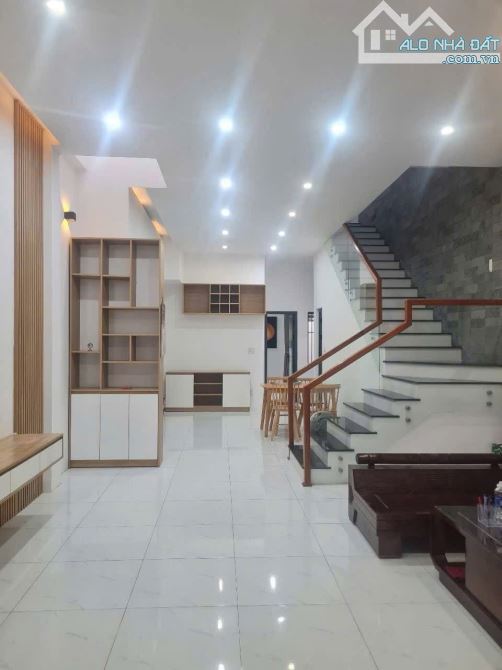 Cần chuyển nhượng lại căn nhà 2 tầng siêu đẹp cho gia đình đủ duyên tại Nam Cẩm Lệ - 7