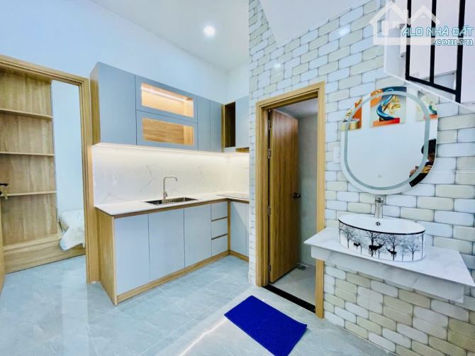 BÁN NHÀ NGUYỄN VĂN CÔNG 74M2 ,- 2 TẦNG ,GẦN SÂN BAY, GIÁ 5.2tỷ, - 8