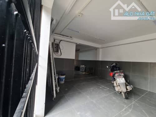 Bán nhà Phú Minh, Bắc Từ Liêm, 53m2, 7 tầng, mặt tiền 12m, giá 12.7 tỷ - 8