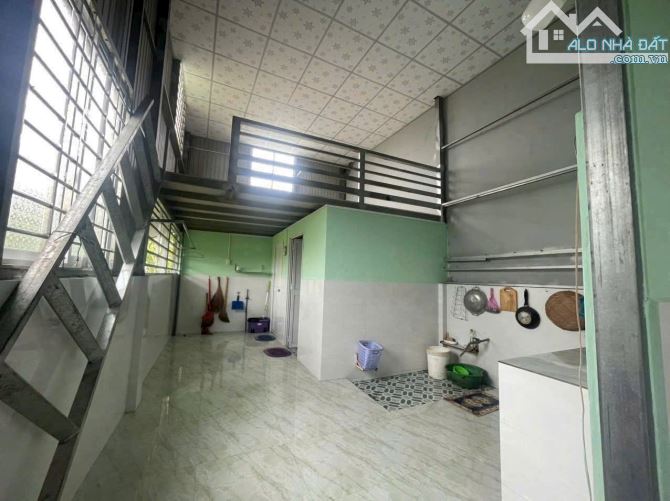 Hàng ngộp, nhà cấp 4 mới xây có 118m2 đất thổ cư đường ô tô chỉ 1.38 tỷ - 8