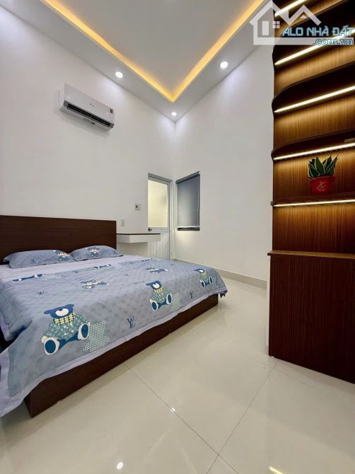 💥💥NHÀ 2 TẦNG - 2 MẶT TIỀN-FULL NỘI THẤT HIỆN ĐẠI - TÔN ĐẢN - 8