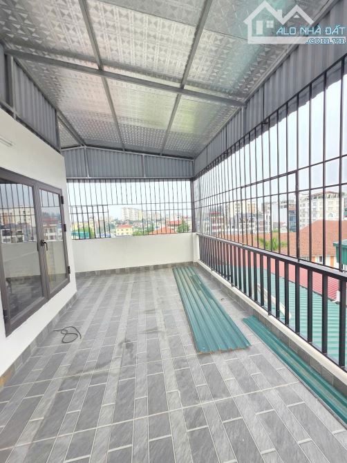 Nhà Long Biên Gần Cầu Chương Dương, Gần Tái Định Cư 40m2 Ô TÔ Thang Máy – 8.x tỷ - 8