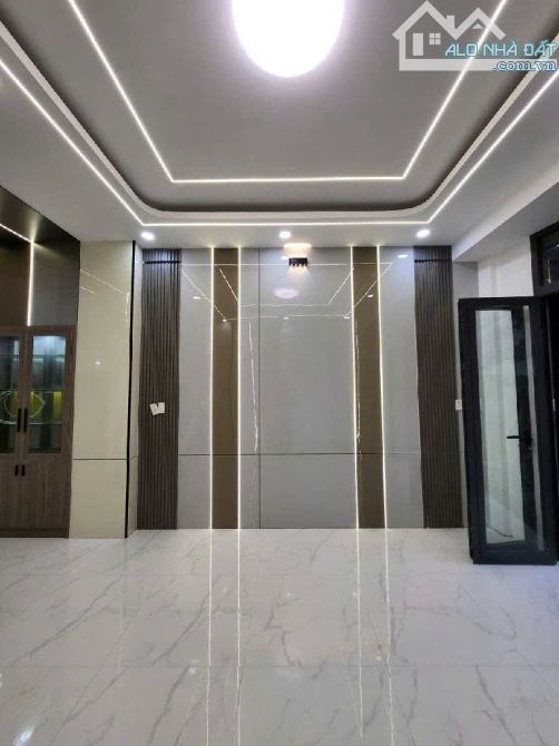 Hàng nóng Tân Phú, đường Trần Quang Cơ, hẻm xe hơi, nhà đẹp như hình vào ở ngay - 8