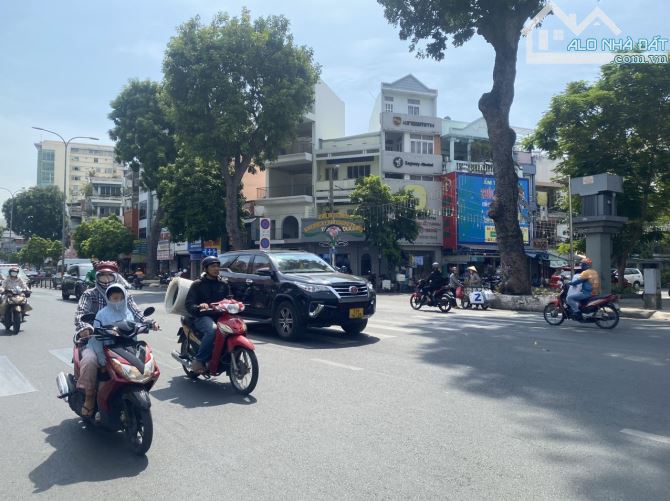 BÁN NHÀ ĐẸP QUẬN 10 –  ĐƯỜNG 3/2 – GIÁ CHỈ 7 TỶ còn TL- NGANG 5M- 4 TẦNG - 9